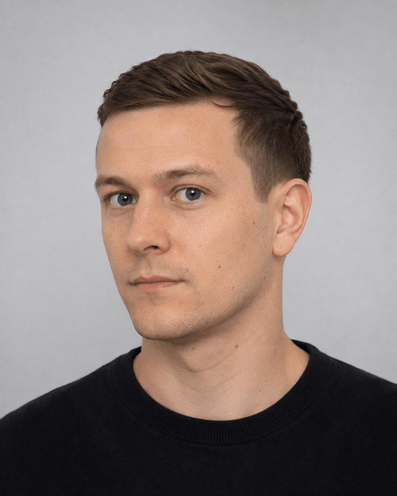 Fehlerbild: Kopf deutlich zur Seite gedreht, sodass eine Gesichtshälfte verkürzt erscheint